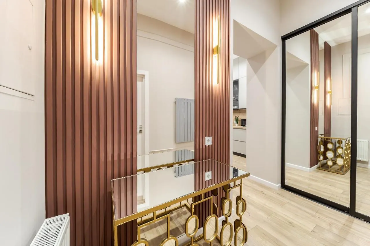 Leogrand Apartment On Leontovicha 17 Lviv